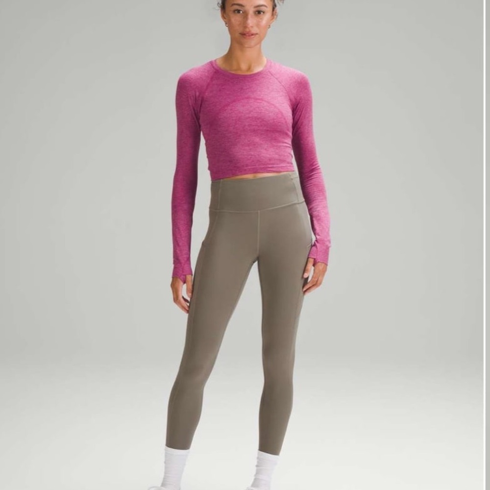 Lululemon - Picture 4 of 12